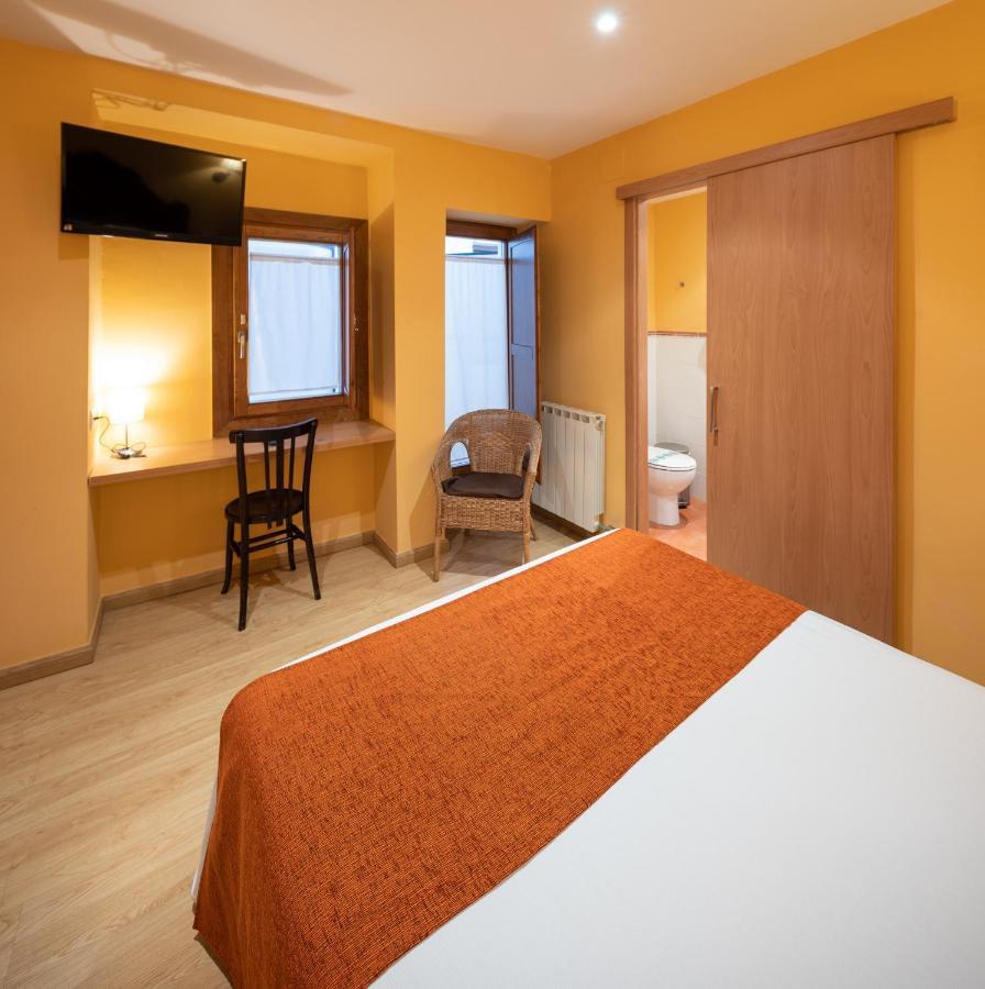 Hotel Ripoll Sant Hilari Sacalm Exterior photo